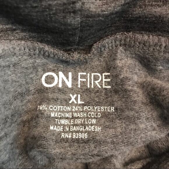 ON FIRE Gray Hi Neck PULLOVER Sz XL - Picture 3 of 3